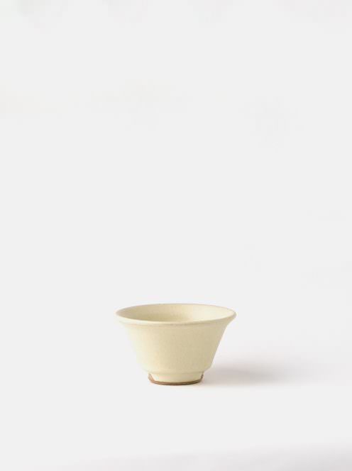 awabi ware / ぐい呑み(アイボリー)