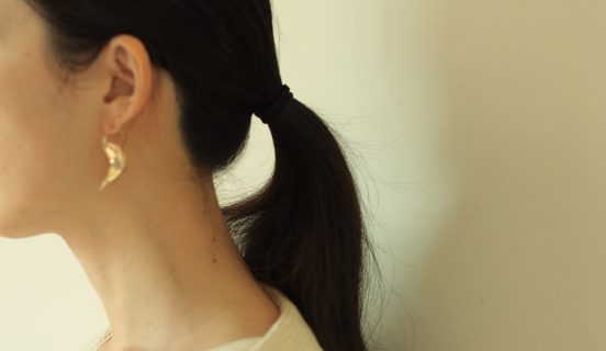 香と装身具 – Lump展示アイテムのご紹介